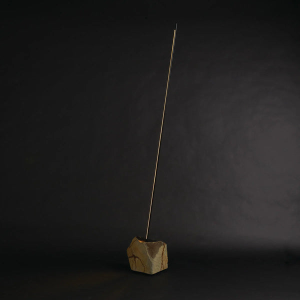 floor lamp BLESSED STONE|照明|オーダー家具と空間デザインの floor lamp BLESSED STONE|照明|オーダー家具と空間デザインの